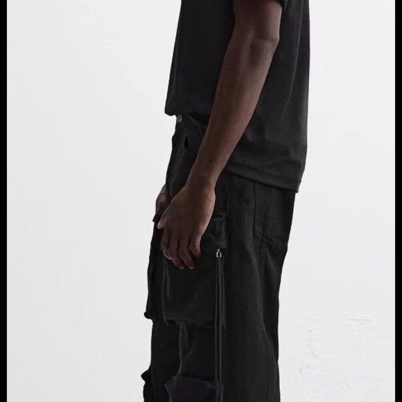 Zara Men’s Black Cargo Pants - Picture 5 of 16